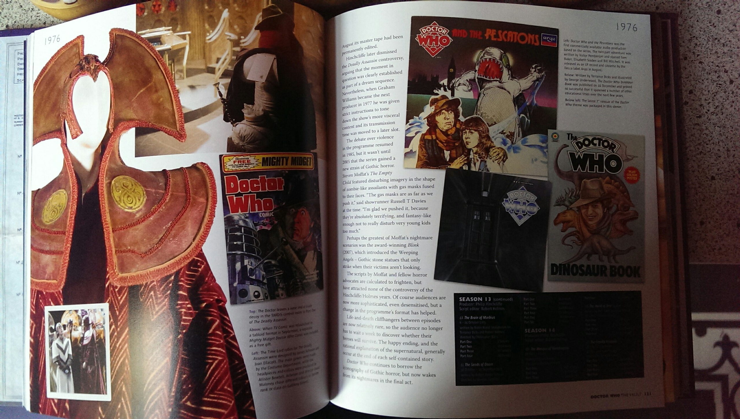 The Vault - Dr Who - Treasures from the first 50 years - Boek