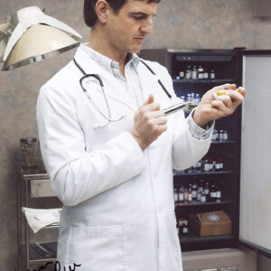 William Mapother - Dr Ethan Rom - Lost - Signed pic
