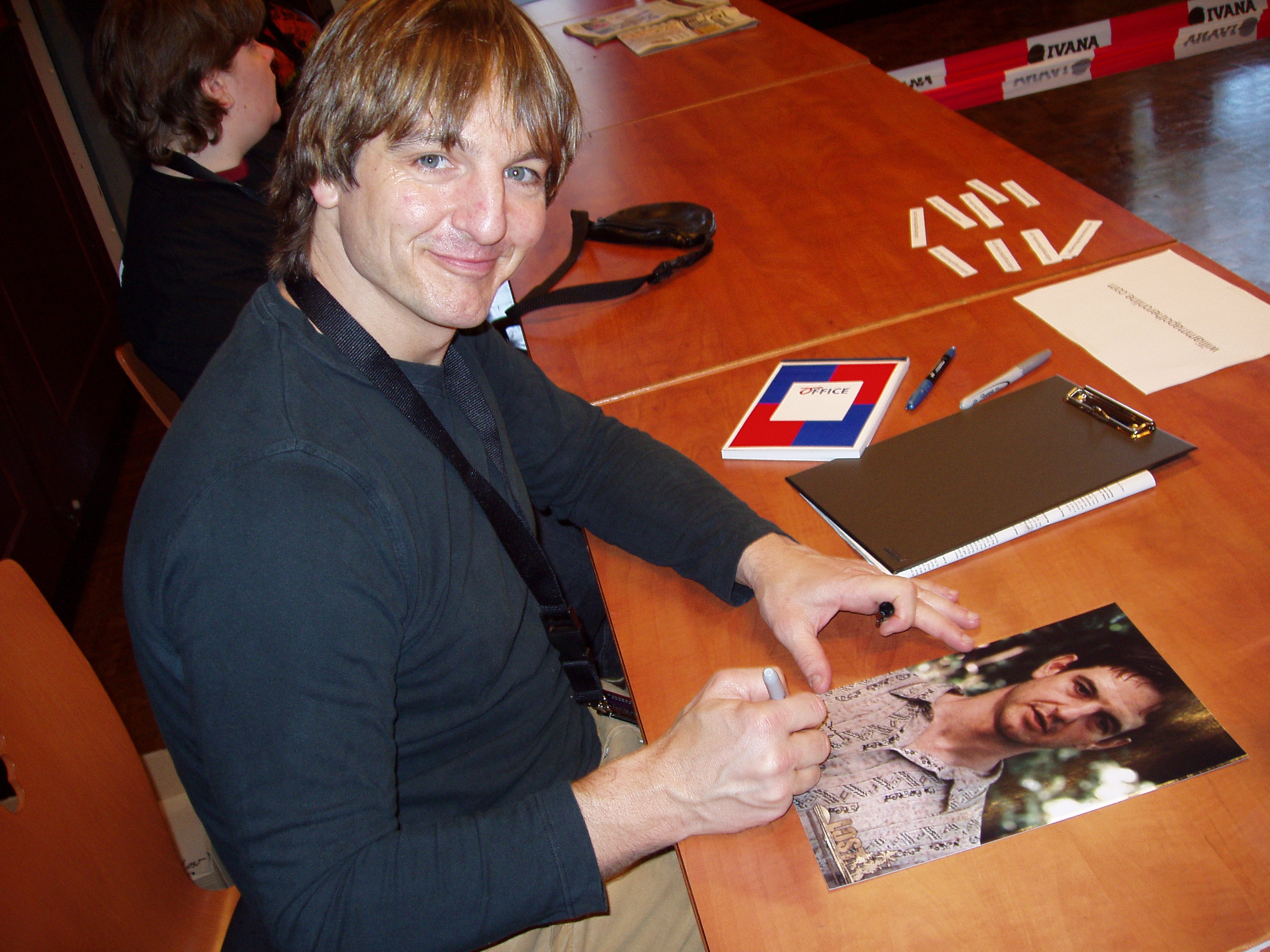 William Mapother - Dr Ethan Rom - Lost - Signed pic